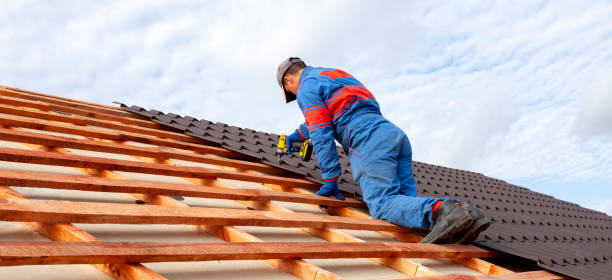 Best Roof Leak Repair  in East Milton, FL